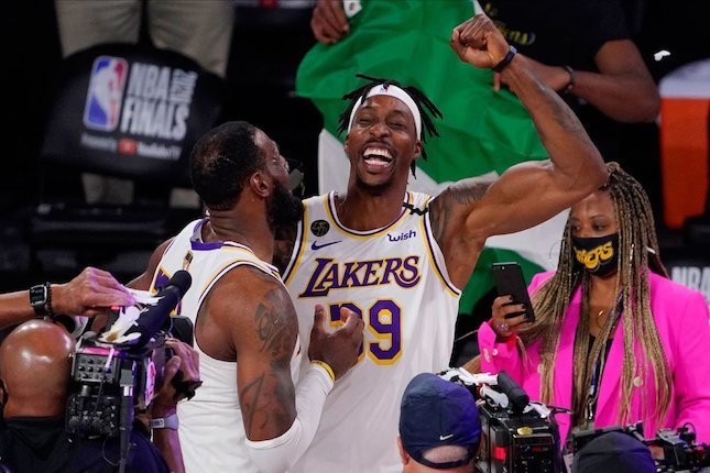 VIDEO: Aksi-aksi Terbaik di Gim 6 Final NBA, LA Lakers vs Miami Heat VIDEO: Aksi-aksi Terbaik di Gim 6 Final NBA, LA Lakers vs Miami Heat