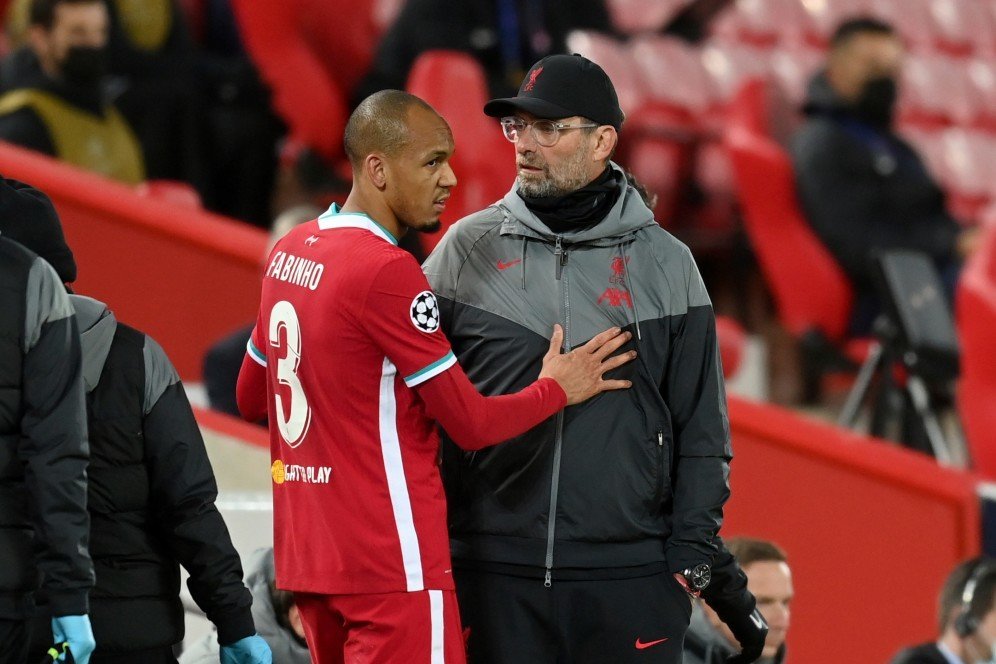 Kabar Buruk Untuk Liverpool, Fabinho tak Bisa Main di Laga Lawan Leicester City