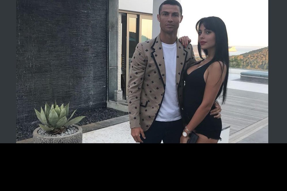 Mulia! Cristiano Ronaldo dan Georgina Rodriguez Biayai Pengobatan Kanker Bocah Portugal