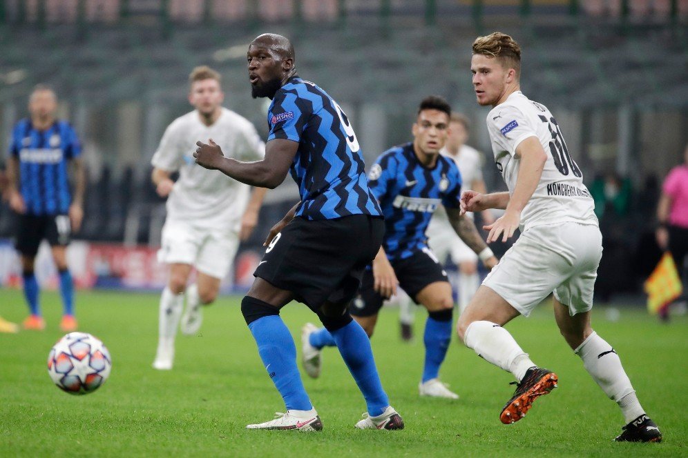 Hasil Pertandingan Inter Milan vs Borussia Monchengladbach: Skor 2-2