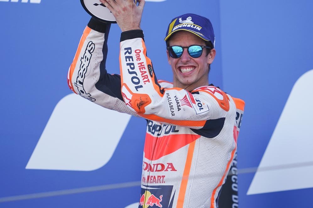 Marc Marquez Pamer Video Kehebohan Nobar Aksi Alex Marquez di Aragon Marc Marquez Pamer Video Kehebohan Nobar Aksi Alex Marquez di Aragon