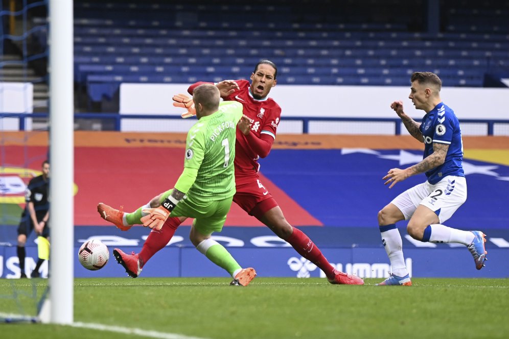 'Jordan Pickford Tidak Berniat Mencederai Virgil Van Dijk'