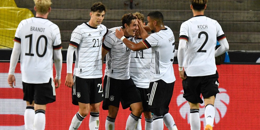 Joachim Loew Marah Usai Jerman Imbang 3-3 Lawan Turki