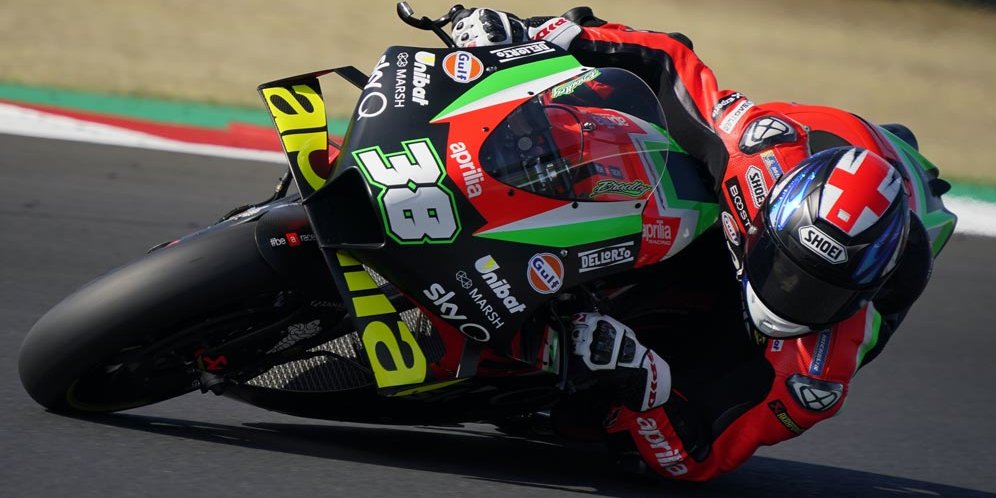 Bradley Smith Sinyalir Tetap Jadi Test Rider Aprilia, Lorenzo Savadori Bisa Turun di MotoGP 2021