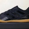 Bola Beli: Sepatu Futsal Adidas Bagus tapi Kurang Cocok untuk Jenis Kaki Lebar?