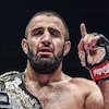 ONE Championship: Kiamrian Abbasov Pertahankan Gelar Juara Dunia di Singapura