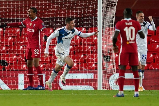 Selebrasi Robin Gosens usai mencetak gol dalam laga Liverpool vs Atalanta, Kamis (26/11/2020) (c) AP Photo