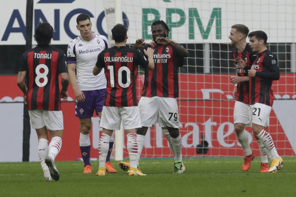 AC Milan vs Fiorentina, Gagal Penalti tak Bikin Kessie Kapok