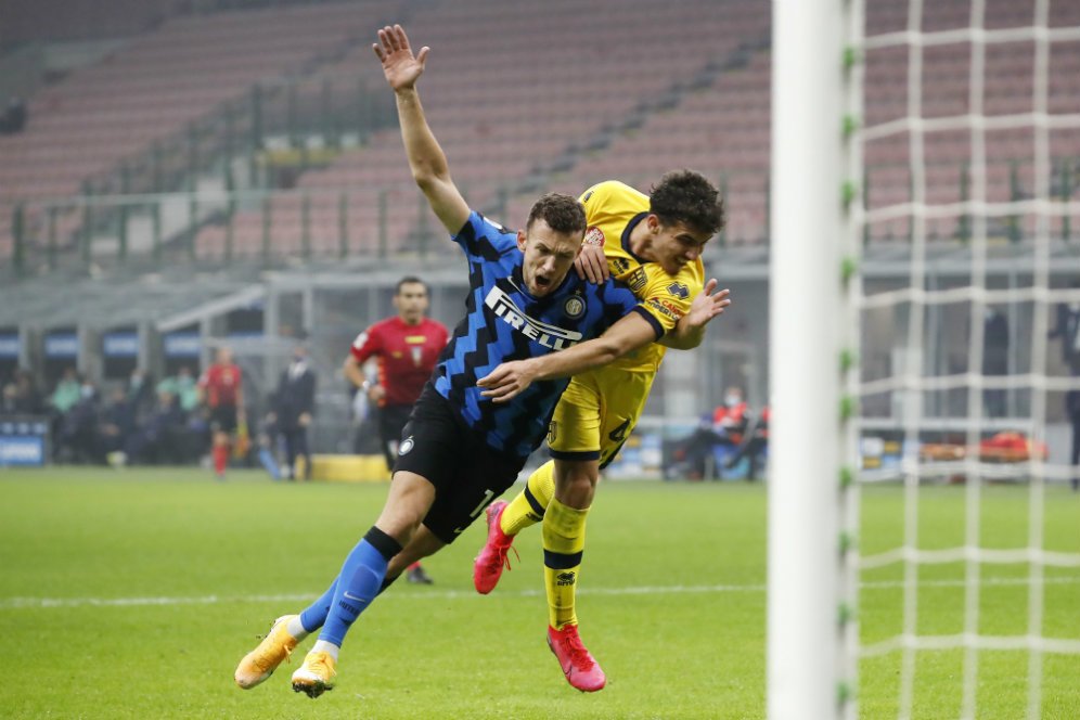 Marotta Berang Inter tak Dapat Penalti Lawan Parma Marotta Berang Inter tak Dapat Penalti Lawan Parma