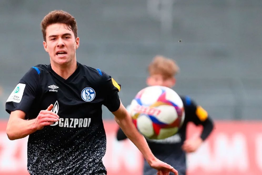 Manchester United Lirik Bomber Muda Schalke, Matthew Hoppe?