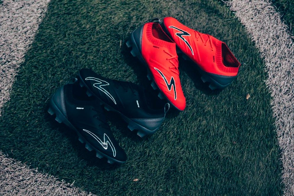 Bola Beli: Kelebihan dan Kekurangan Sepatu Sepak Bola Anak Specs
