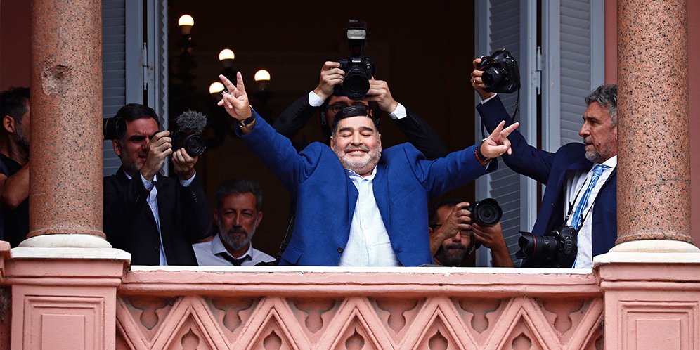 Ini Alasan Barcelona Jual Maradona ke Napoli
