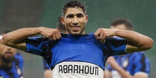 Achraf Hakimi merayakan golnya ke gawang Bologna pada pekan ke-10 Serie A musim 2020/2021 (c) AP Photo