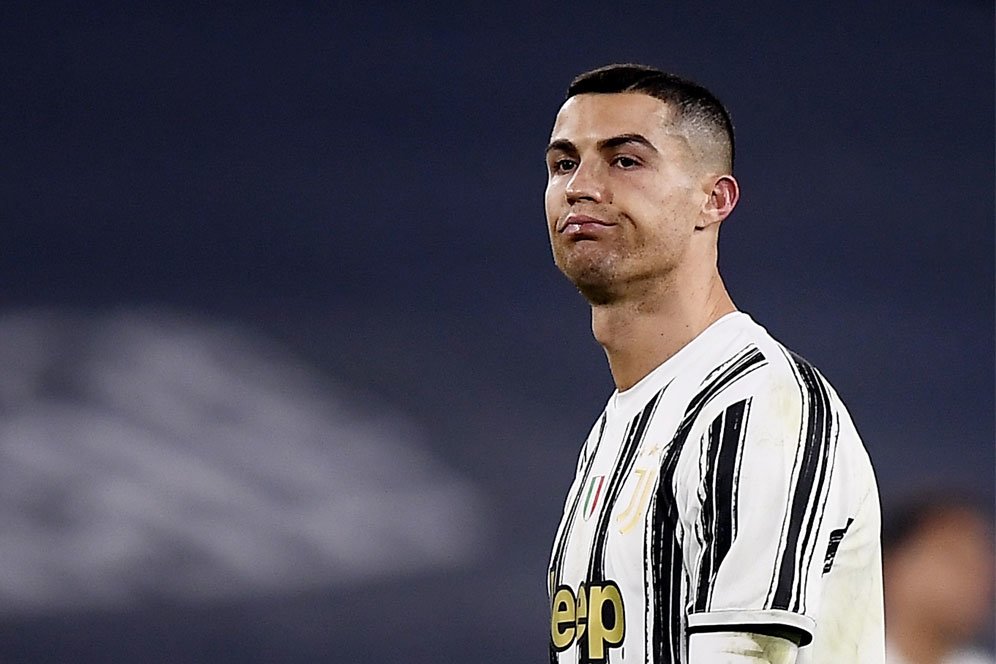 Kontroversi Ronaldo dan Georgina, Langgar Aturan COVID-19 Demi Rayakan Ultah?