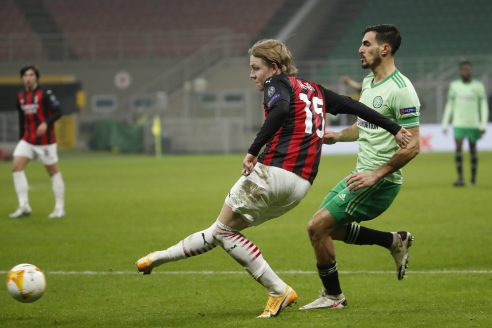 Girangnya Hauge Sukses Bawa Milan Balikkan Skor Lawan Celtic Girangnya Hauge Sukses Bawa Milan Balikkan Skor Lawan Celtic