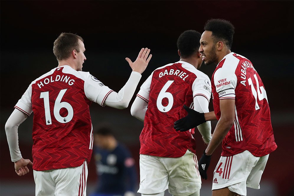 Hapus Dahaga Gol, Aubameyang Tak Peduli