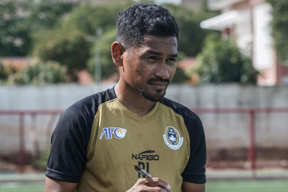 2 Bintang Persija Kejar Ilmu Kepelatihan