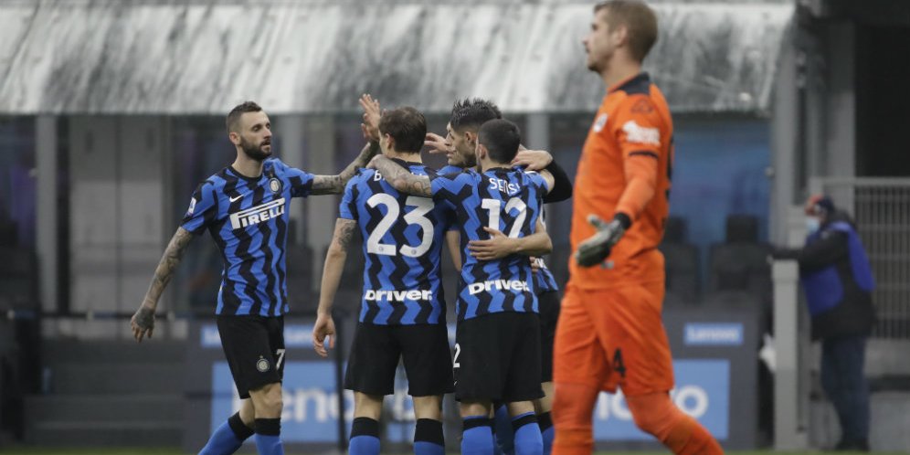 Hasil Pertandingan Inter Milan Vs Spezia Skor 2 1 Bola Net