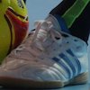 Bola Beli: Sepatu Futsal Wajib Dirawat Agar Mengilap dan Awet di Lapangan