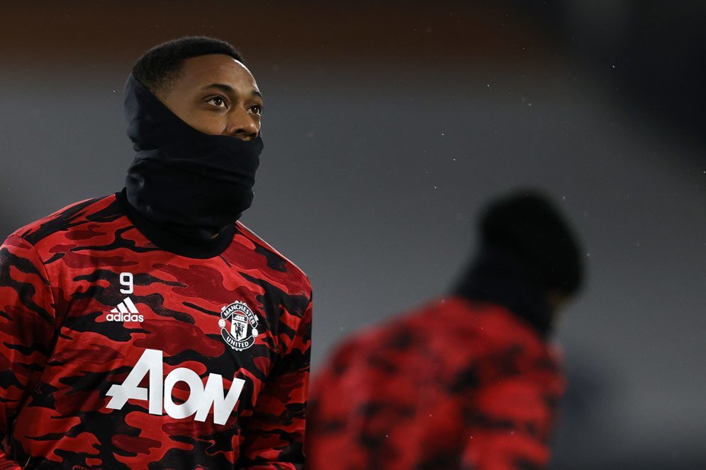 Ketika Anthony Martial Jalan Santai dan Bengong Lihat 4 Pemain Sheffield Saling Umpan