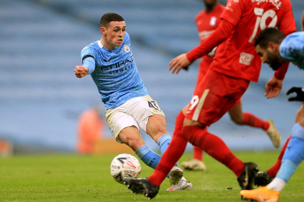 Hasil Pertandingan Manchester City vs Birmingham City: Skor 3-0