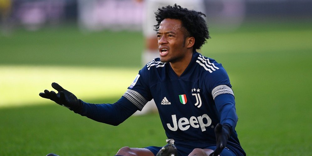 Tidak Jadi Dilepas, Juventus Bakal Pertahankan Juan Cuadrado?