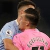 Beda Nasib 2 Kiper Brasil di Premier League: Ederson Assist, Alisson Blunder