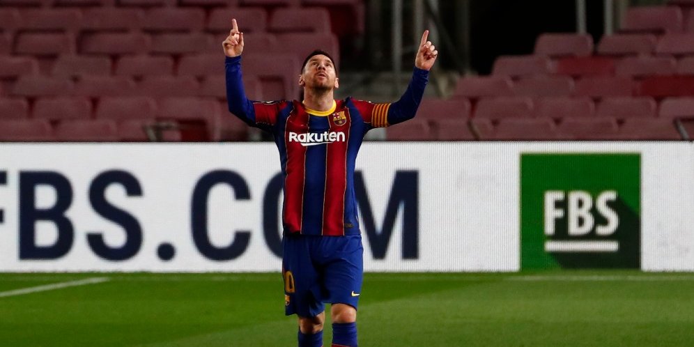 Di Prancis Lionel Messi Sudah Pakai Jersey Psg Pertanda Segera Tinggalkan Barcelona Bola Net