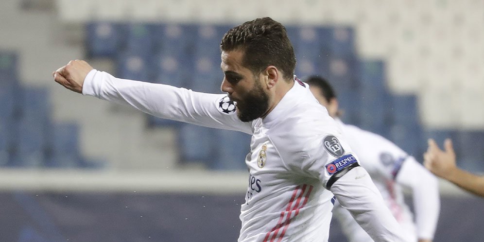 Bek Real Madrid Nacho Fernandez. (c) AP Photo