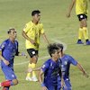 Tentang Penalti Arema FC dan Penyelamatan Apik Muhammad Riyandi