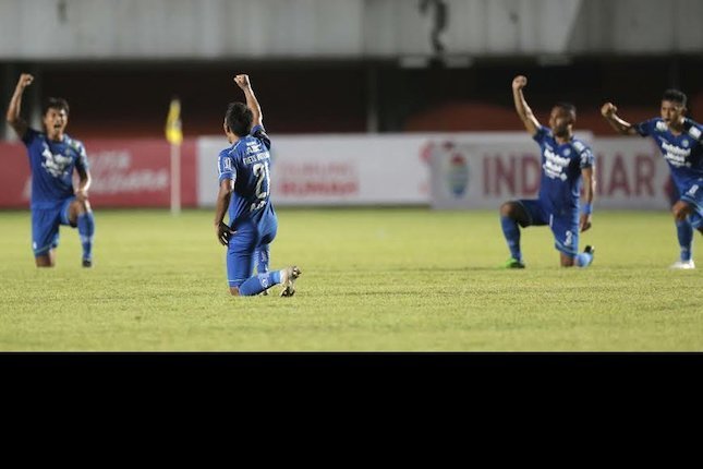 Persib Rombak Susunan Pemain