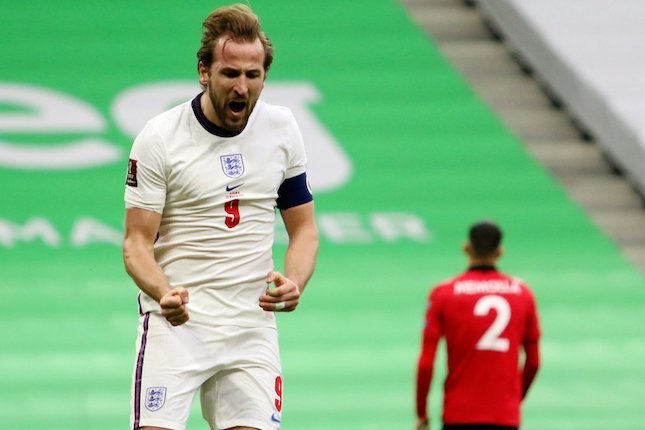 Selebrasi Harry Kane usai mencetak gol di laga Albania vs Inggris, Kualifikasi Piala Dunia 2022. (c) AP Photo