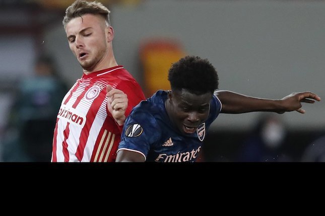 Head-to-Head dan Performa