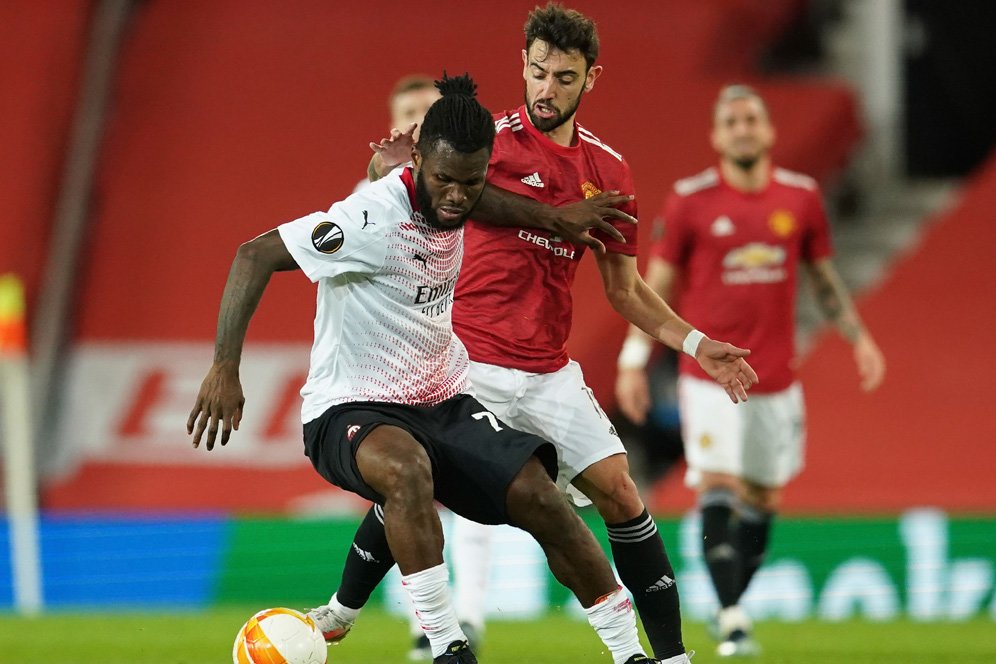 2 Gol Milan ke Gawang Manchester United Dianulir, Pioli: Kessie Bilang Tidak Handball