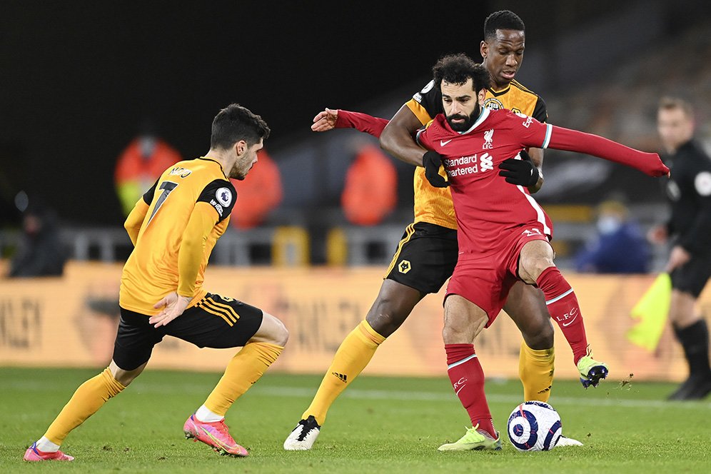 Kontroversi! Jamie Carragher Sebut Wolves Harusnya Dapat Penalti Lawan Liverpool