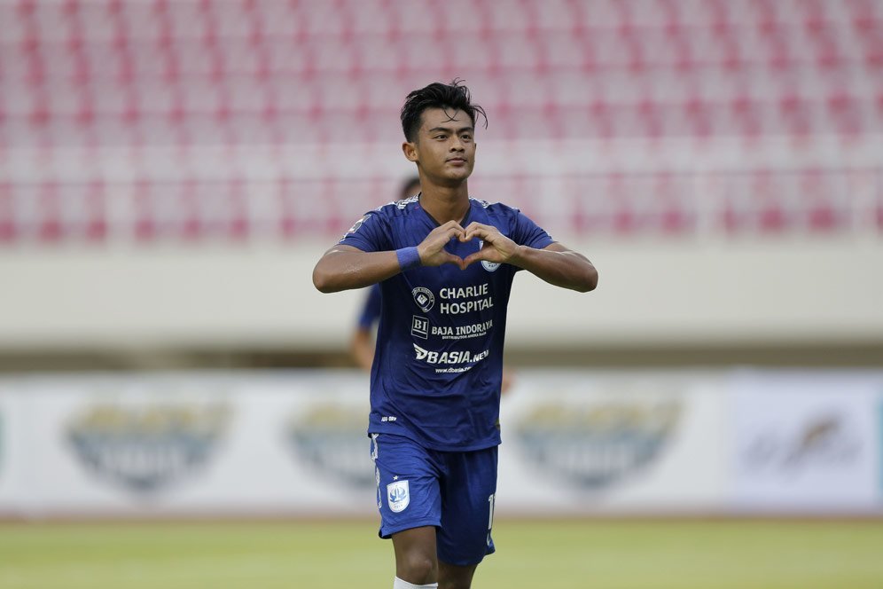 Perempat Final Piala Menpora 2021: Duel Bintang Pratama Arhan vs Yakob Sayuri