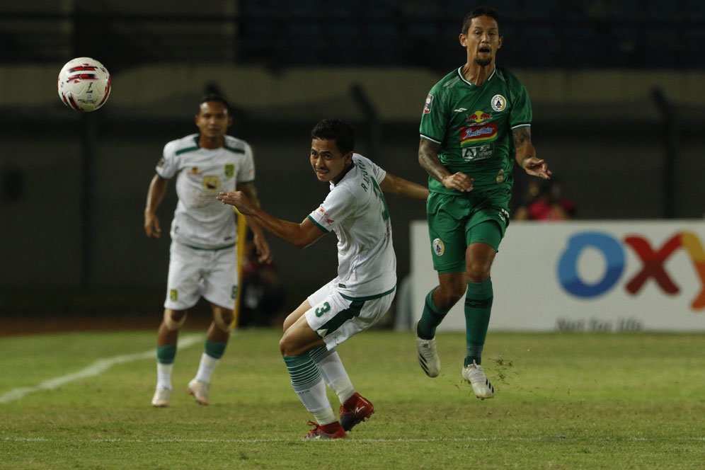 Rumor Transfer BRI Liga 1: Irfan Bachdim Tinggalkan PSS Sleman?