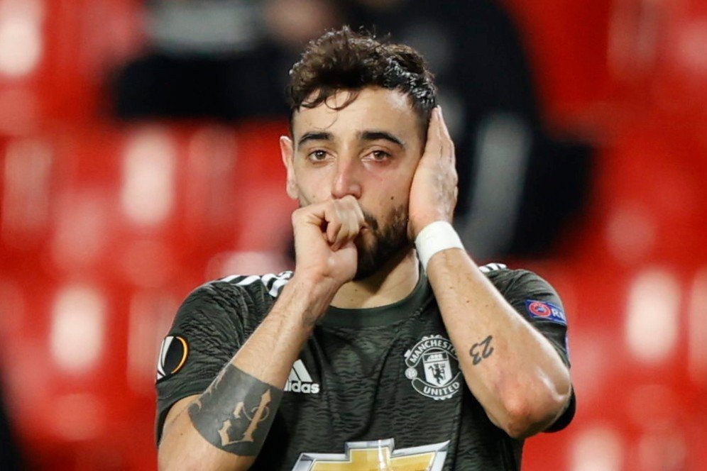 Ini yang Dilakukan Bruno Fernandes Saat Fans Manchester United Berunjuk Rasa