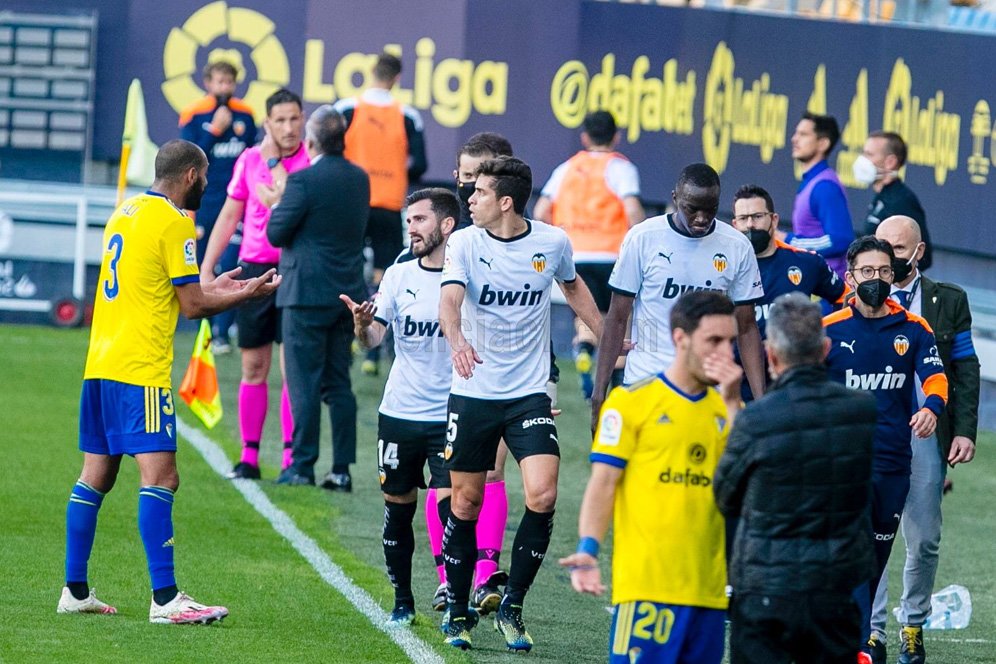 Kasus Rasisme Terhadap Diakhaby, Valencia Sempat Walk Out dari Pertandingan