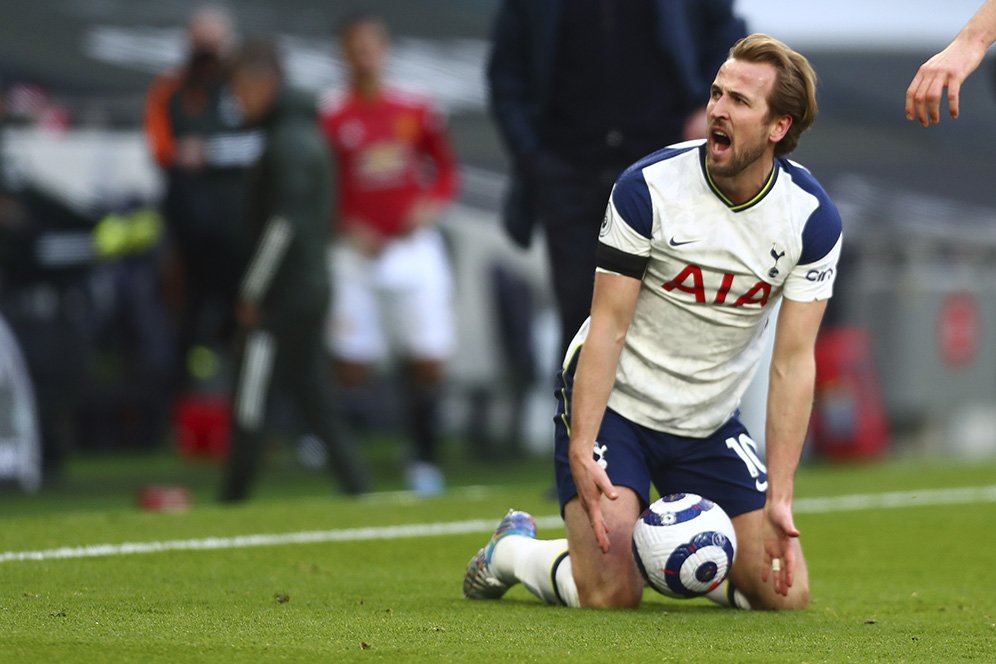 Punya Pengalaman Mirip, Berbatov Bicara Soal Kasus Harry Kane