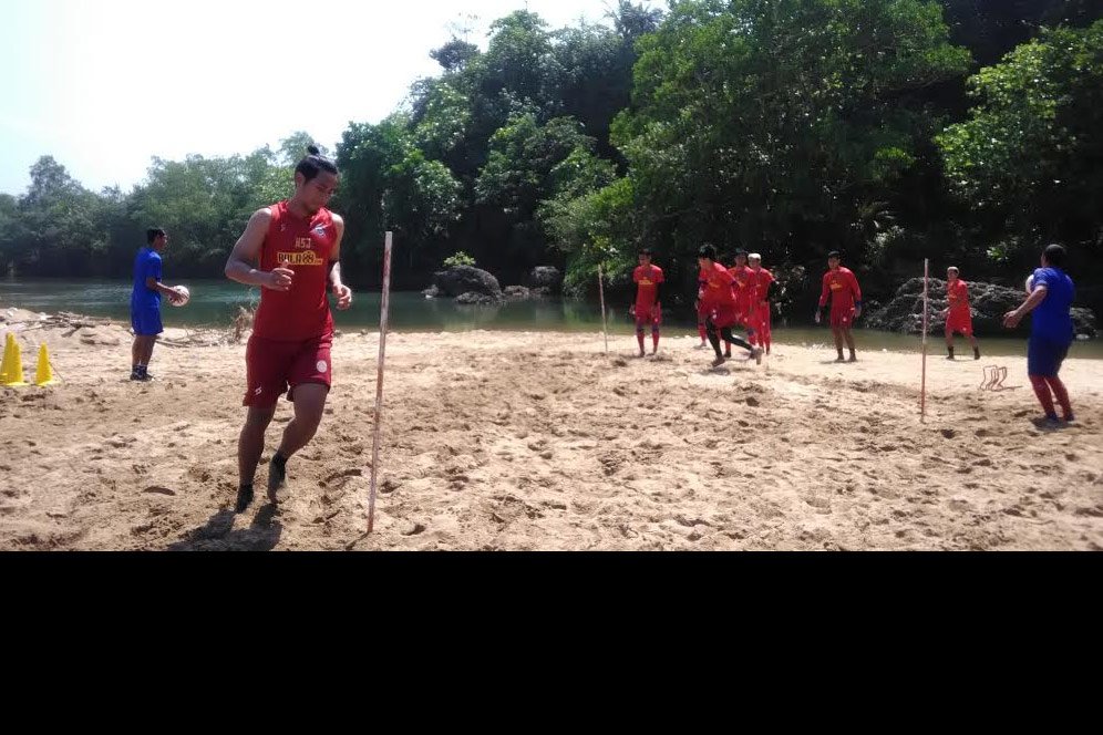 Latihan Fisik Spesial di Pantai, Kondisi Fisik Penggawa Arema FC Meningkat