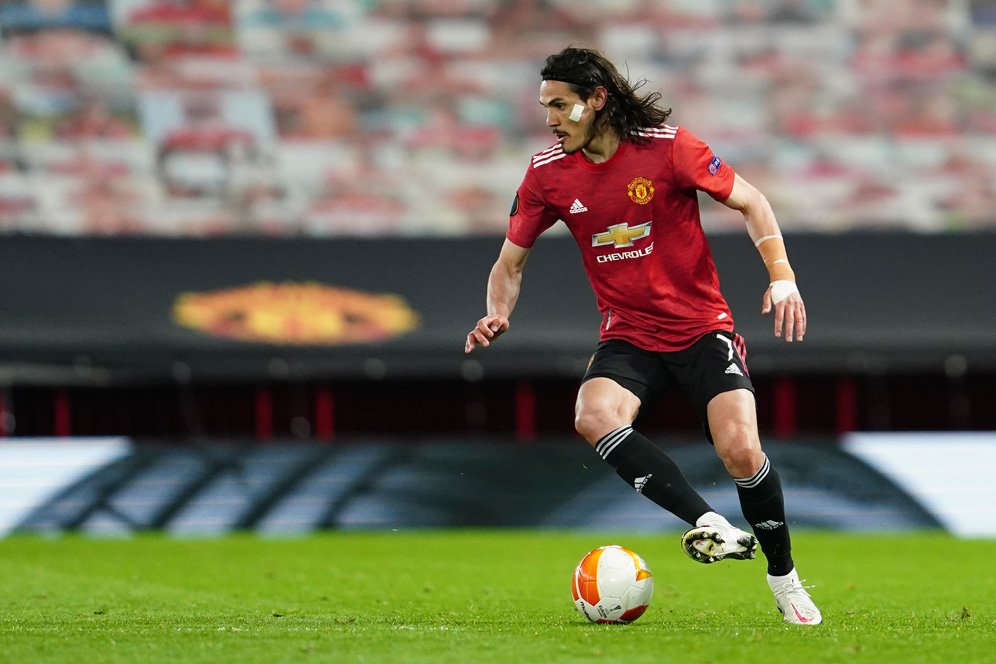 MU Bantai AS Roma, Paul Scholes Sanjung Habis Edinson Cavani