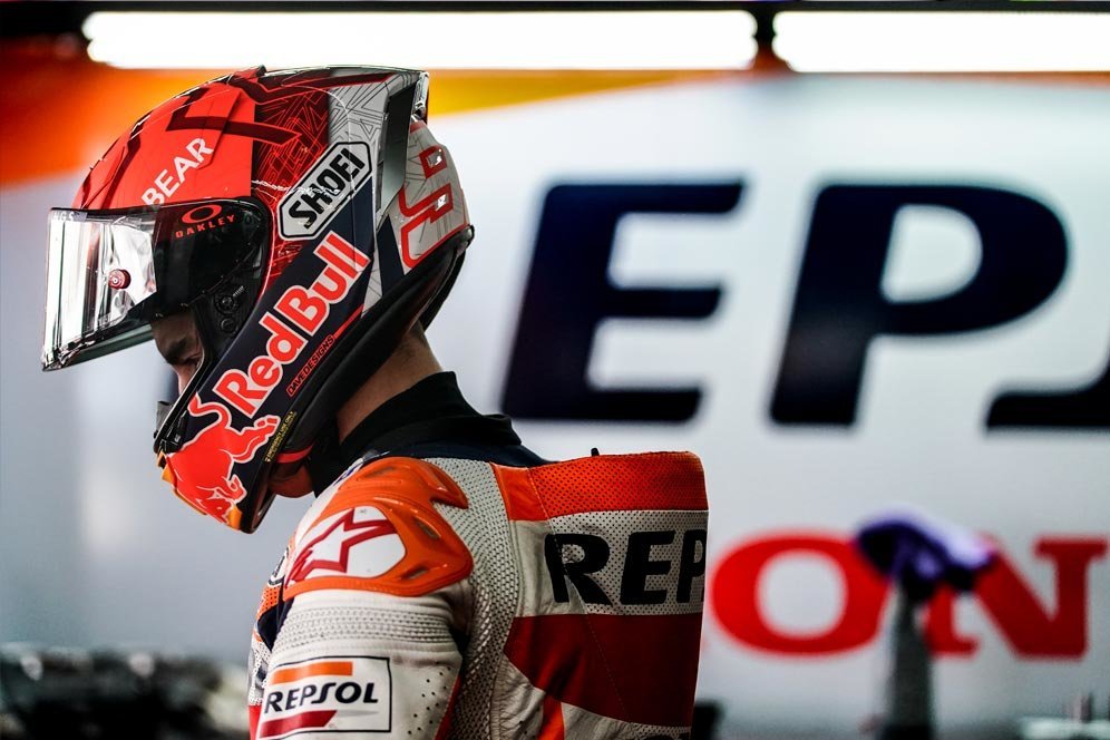 Video: Emosional, Tangis Haru Marc Marquez Usai Berhasil Finis di MotoGP Portimao