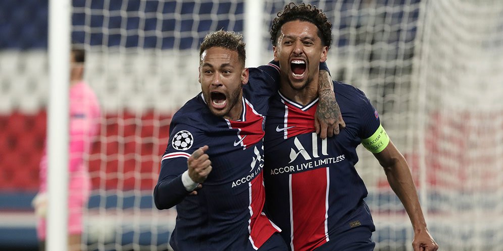 Pemain PSG Neymar dan Marquinhos. (c) AP Photo