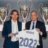 Menolak Pergi, Luka Modric Resmi Perpanjang Kontrak di Real Madrid