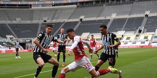 Aksi Gabriel Martinelli di laga Newcastle vs Arsenal, Premier League 2020/21. (c) AP Photo