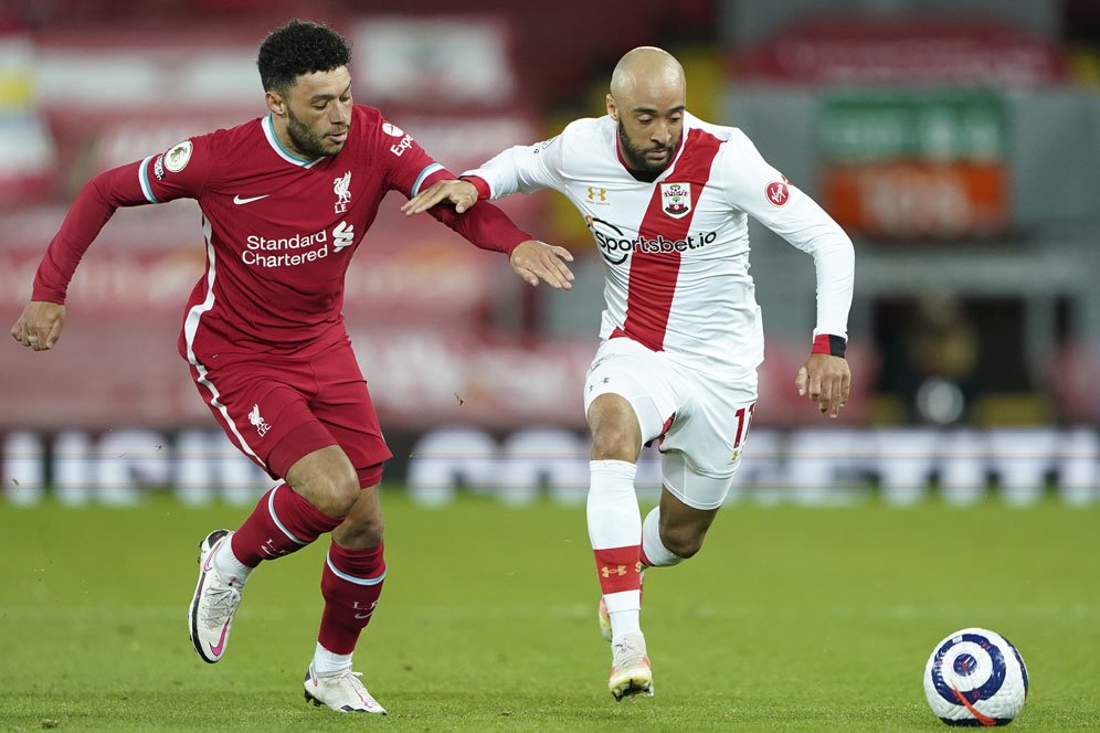 Curhat Alex Oxlade-Chamberlain, Frustrasi Cedera Lama di Liverpool