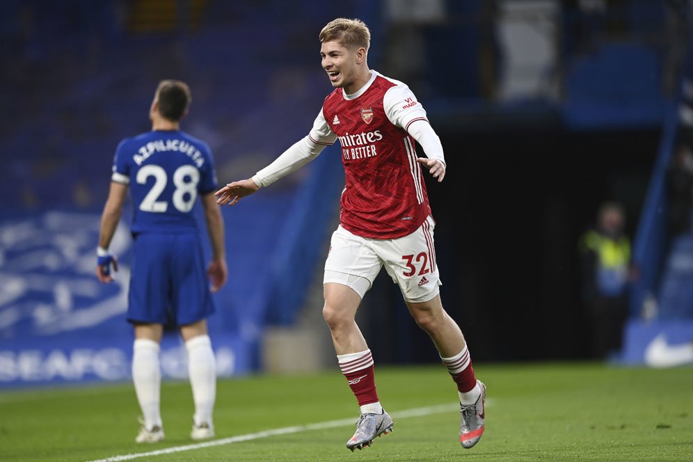 The Next Mesut Ozil, Emile Smith Rowe Pakai Nomor Punggung 10 di Arsenal?