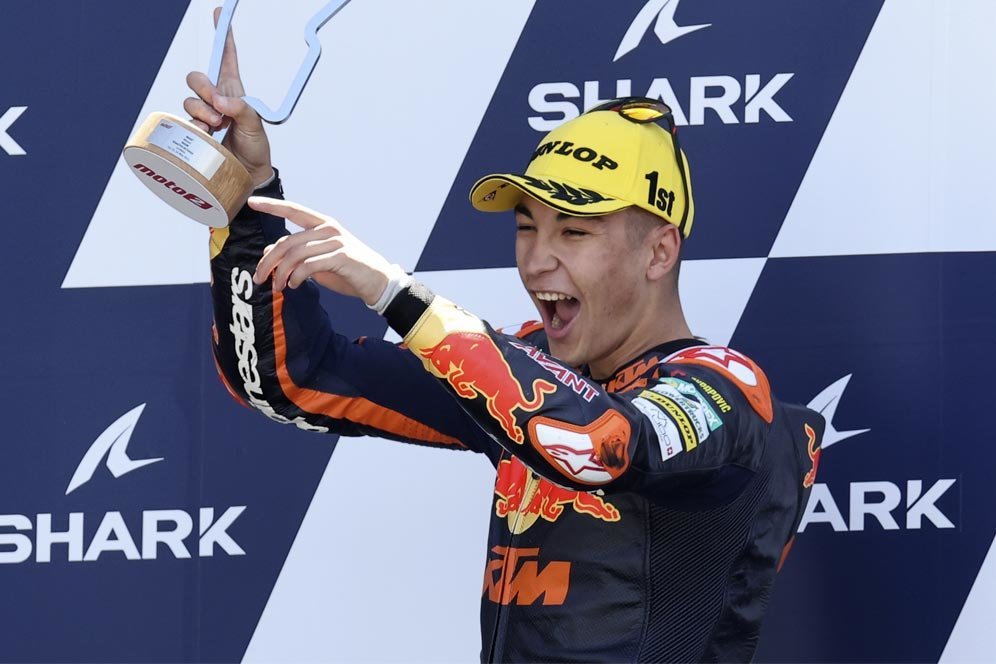 Bos KTM Sebal Raul Fernandez Masih Digosipkan Bakal Pindah ke Yamaha