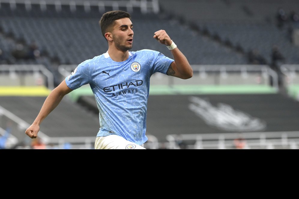 Ferran Torres Jadi Striker Baru Man City, Gak Perlu Pengganti Aguero?